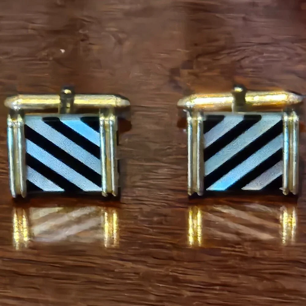 HEAVY RARE VINTAGE ESTATE MAYORS BIRKS 18K ITALY GOLD MOP ONYX STRIPED CUFFLINKS
